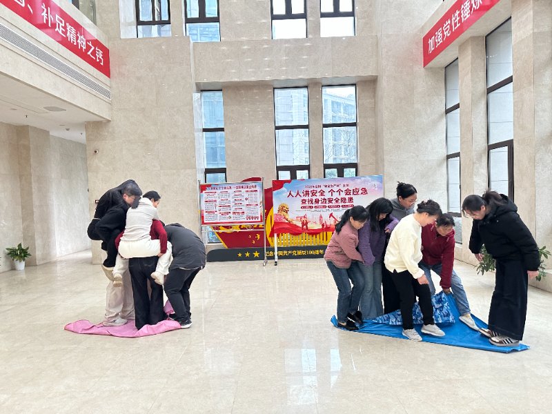 下载111800.jpg
