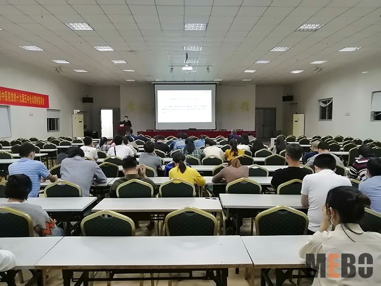 mg冰球突破豪华版(试玩)官方网站