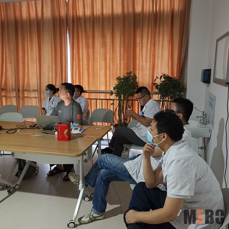 mg冰球突破豪华版(试玩)官方网站