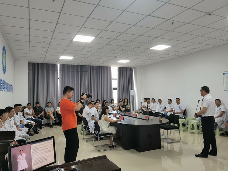 mg冰球突破豪华版(试玩)官方网站