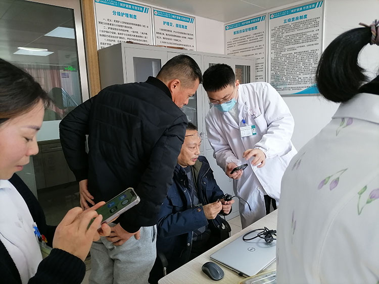 mg冰球突破豪华版(试玩)官方网站